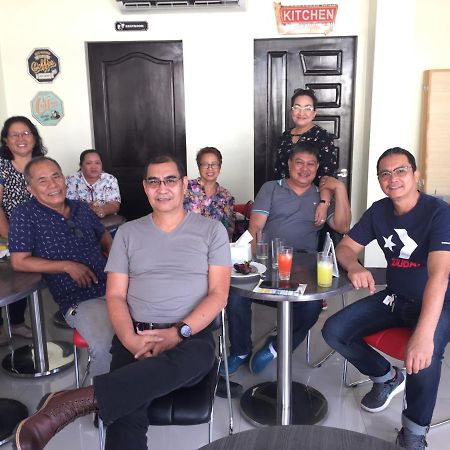 Hollywood Suites General Santos City Zewnętrze zdjęcie