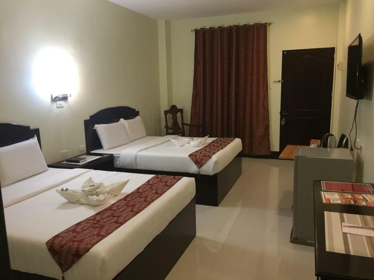 Hollywood Suites General Santos City Zewnętrze zdjęcie