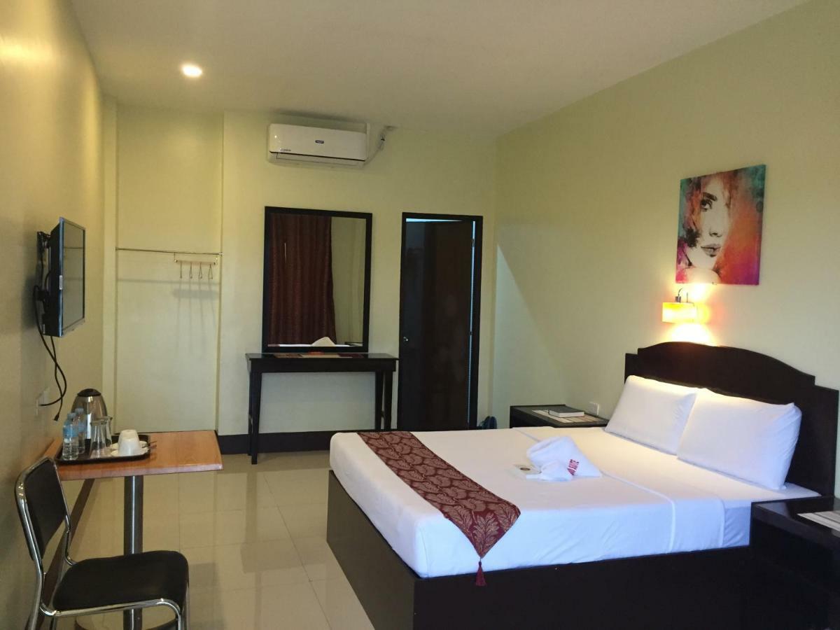 Hollywood Suites General Santos City Zewnętrze zdjęcie