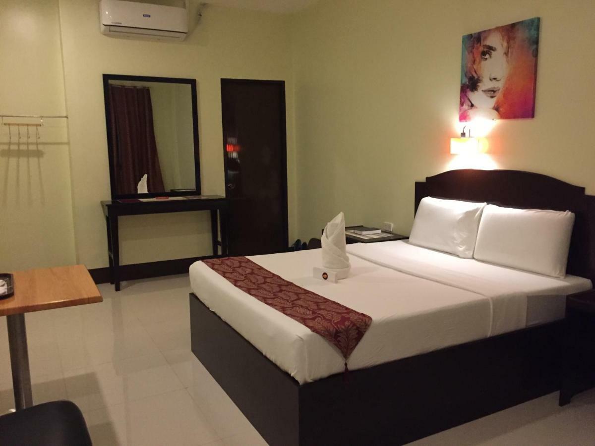 Hollywood Suites General Santos City Zewnętrze zdjęcie