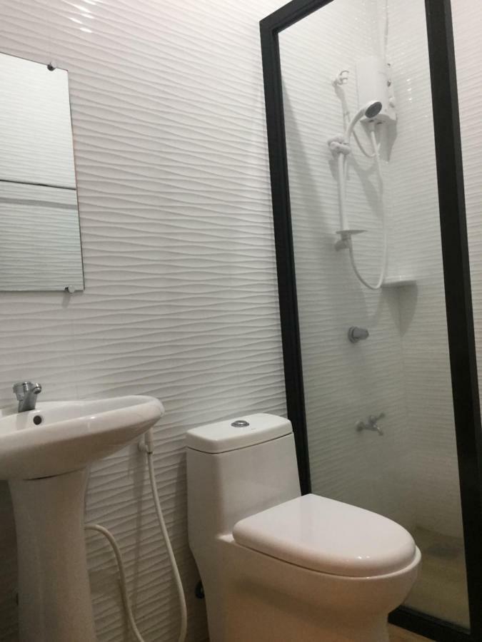 Hollywood Suites General Santos City Zewnętrze zdjęcie