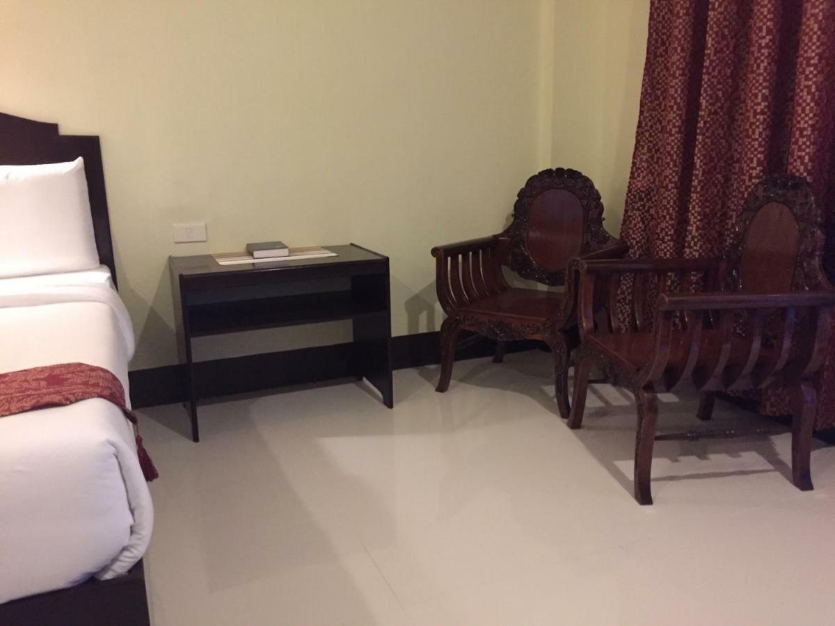 Hollywood Suites General Santos City Zewnętrze zdjęcie